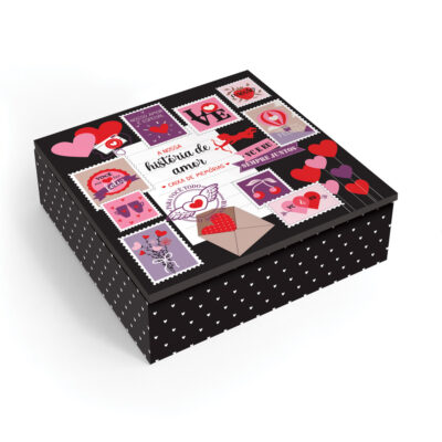 Caixa de Memórias Fina Ideia Romântico Selos 18x18,3x5,5cm em MDF