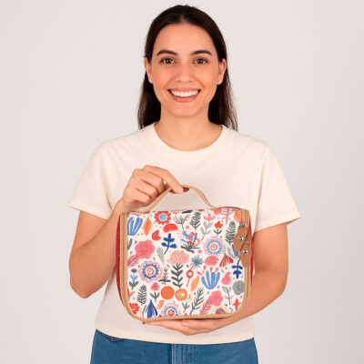 Necessaire com Gancho Fina Ideia Orgânica 24x20x9cm com alça e zíper