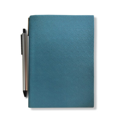 Caderneta A5 Pautada Textura Turquesa com Caneta Fina Ideia 15,5x21cm 100 folhas 100g/m²