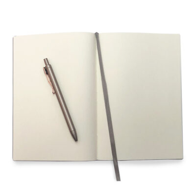 Alternative view of Caderneta A5 Sem Pauta Veludo Rosa Fina Ideia 15,5x21cm 100 folhas 100g/m²